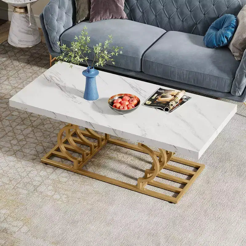 Table basse moderne avec cadre géométrique
