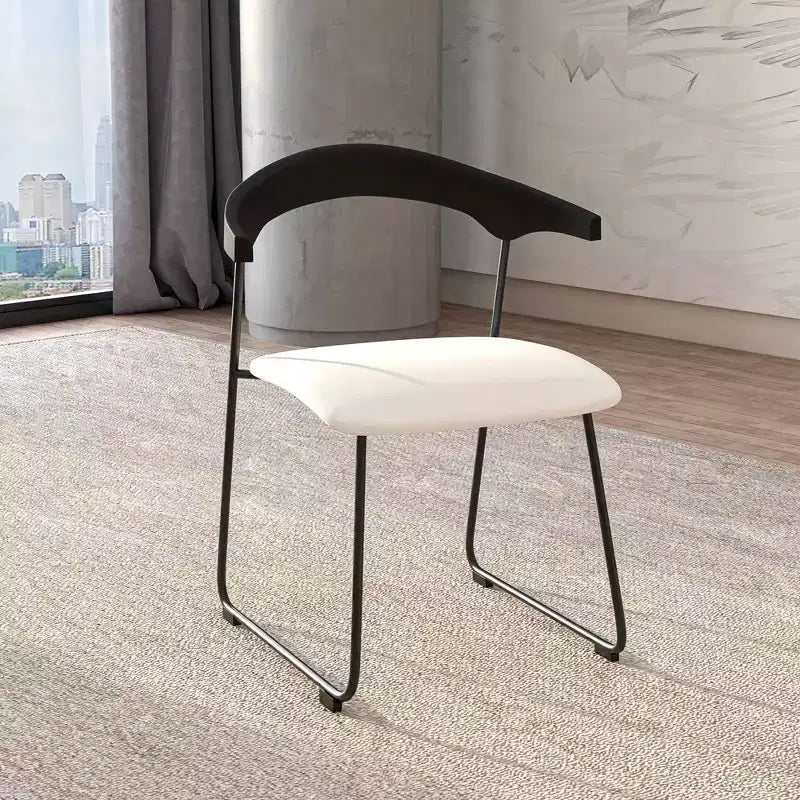 Lot de 2 chaises de salle à manger modernes rembourrées, assise en cuir et dossier en hêtre