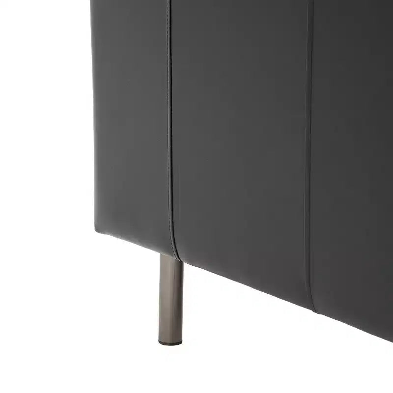Fauteuil d'appoint rembourré avec coussins