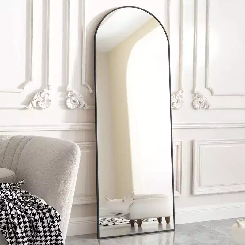 Miroir arqué pleine longueur sur pied