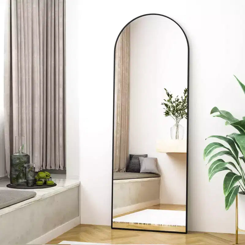 Miroir arqué pleine longueur sur pied